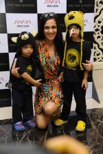 Tara Sharma at Palladium Halloween in Mumbai on 30th oct 2013